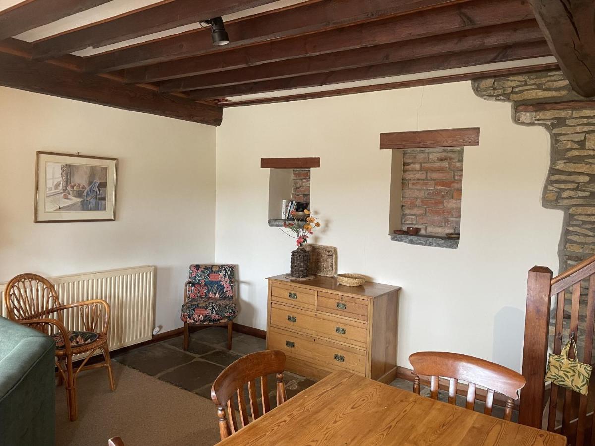 Villa Phlomis York Esterno foto